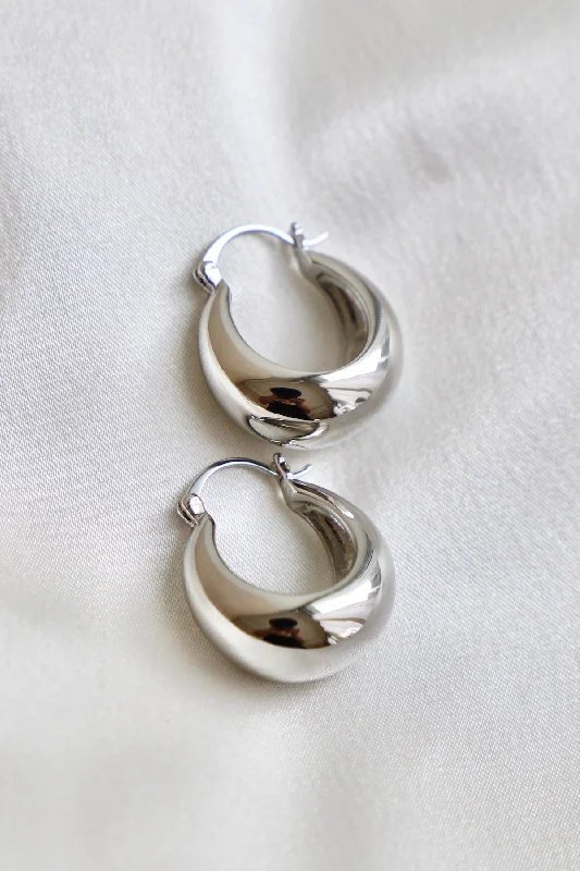 SILVER COCO CHUNKY HOOP EARRINGS