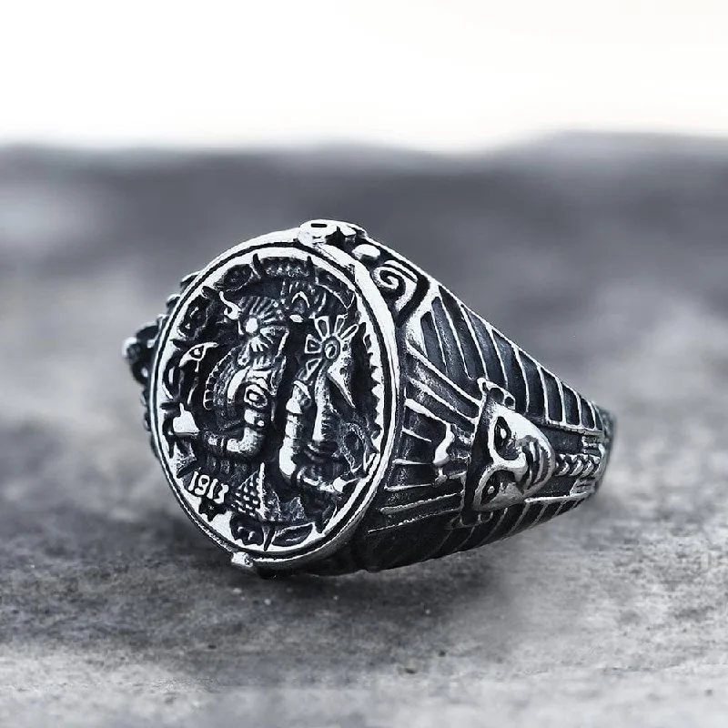 Ancient Egyptian Pharaoh Horus Tutankhamun Stainless Steel Ring