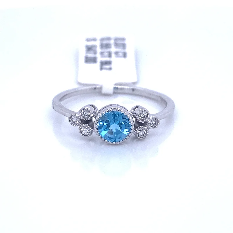 Bremer Jewelry Blue Topaz and Diamonds Fashion Ring in 14K White Gold (0.62ctw)