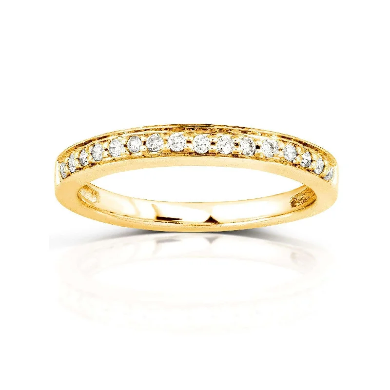 Diamond Wedding Band 1/6 carat (ctw) in 14K Yellow Gold