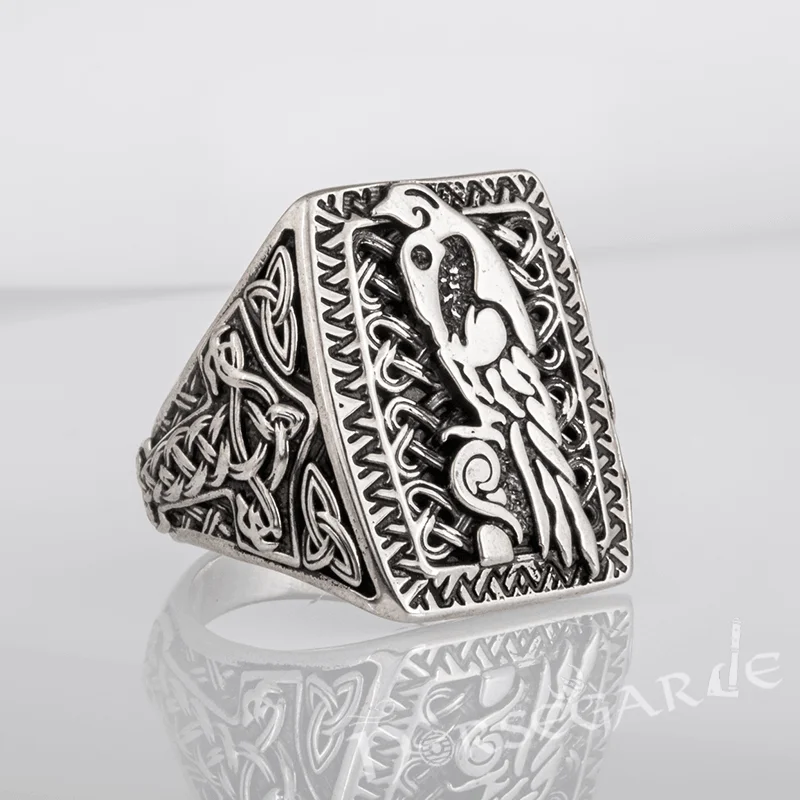 Handcrafted Raven's Foresight Signet Ring - Sterling Silver