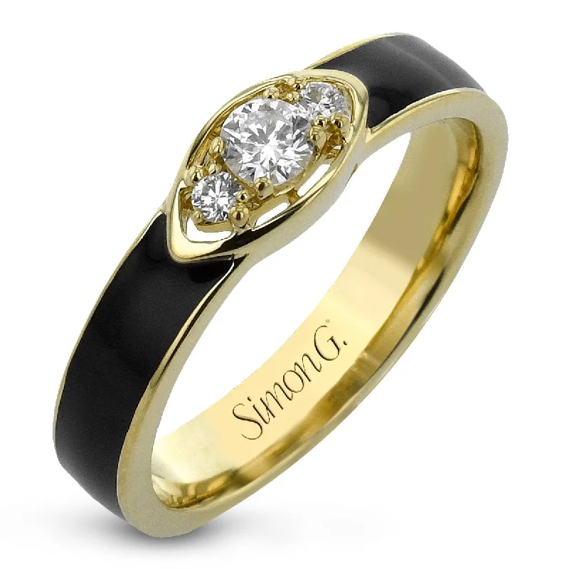 Fashion Ring In 18k Gold With Diamonds