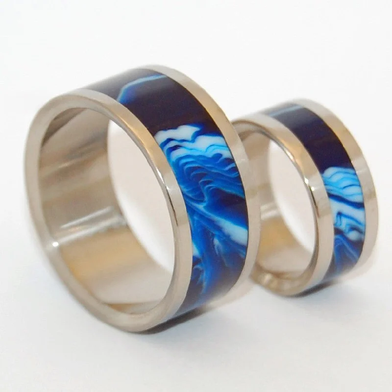 Macrocosmos | Vintage Blue Resin - Titanium Wedding Ring Set - Blue Wedding Ring