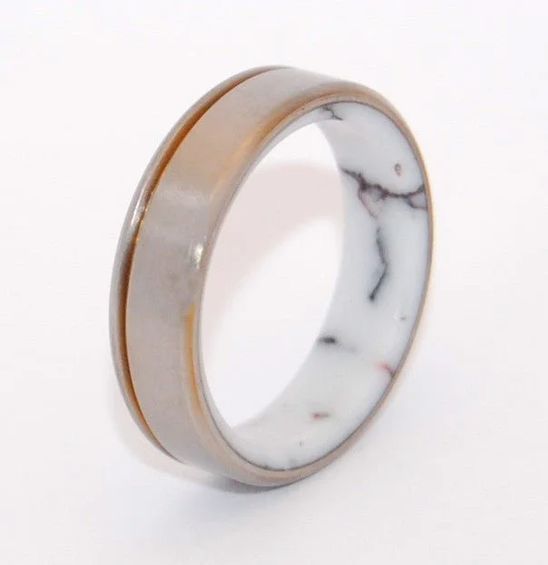 Running Free | Men's Stone & Titanium Wedding Ring