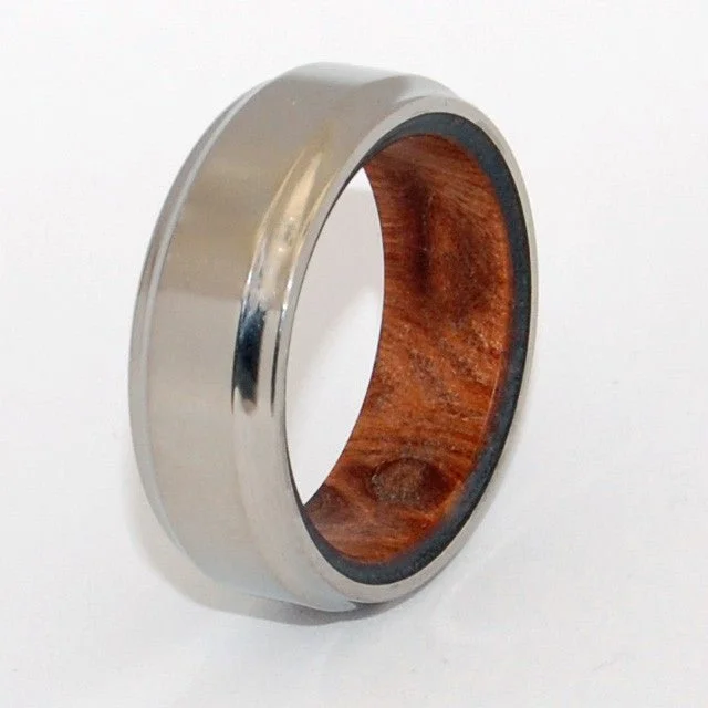 The Giver | Men's Wood Wedding Ring