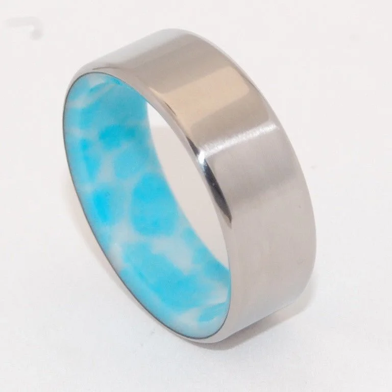 Summer Of Your Heart | Men's Larimar Stone & Titanium Wedding Ring