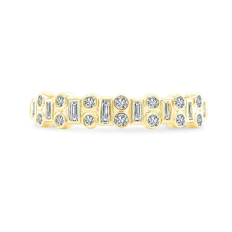 Alternating Baguette & Double Diamond Bezel Band