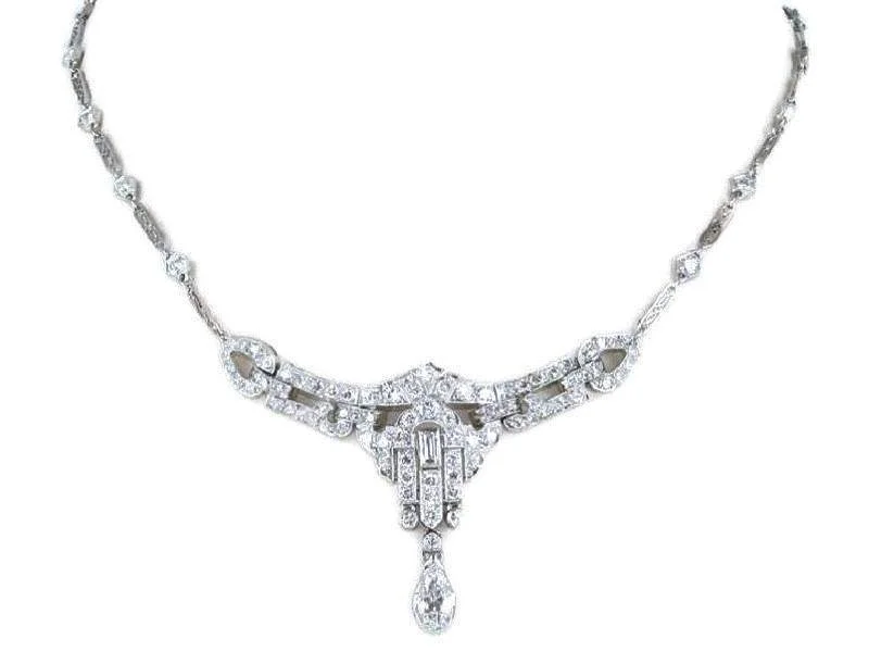 DECO DIAMOND NECKLACE