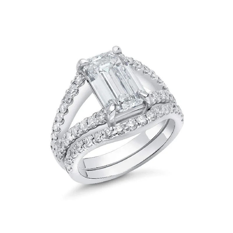 EMERALD CUT DIAMOND WEDDING SET