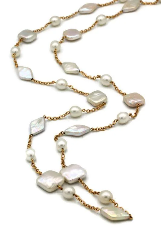 PEARL STATION FASHION NECKLACE